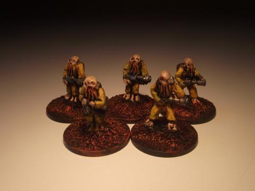 5 Octopod guardsmen from 15mm.co.uk (in the final unit there will be 6)